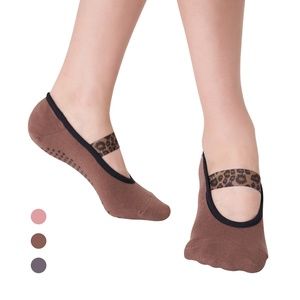 Aprilaugust Yoga Barre Pilates Socks|Brown Leopard